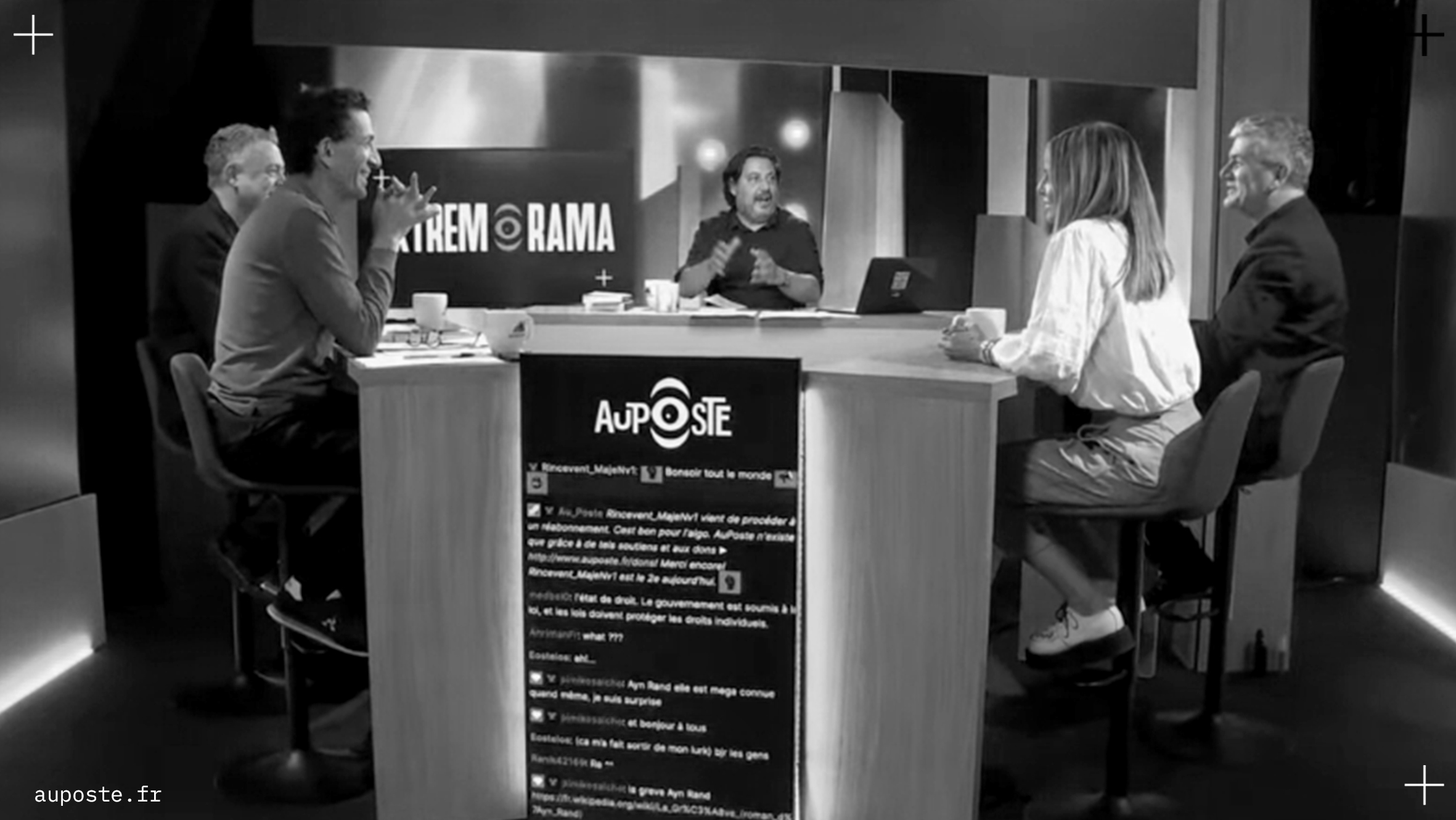 France : l'extrême droite tue. USA/Argentine : au pas de l'oie