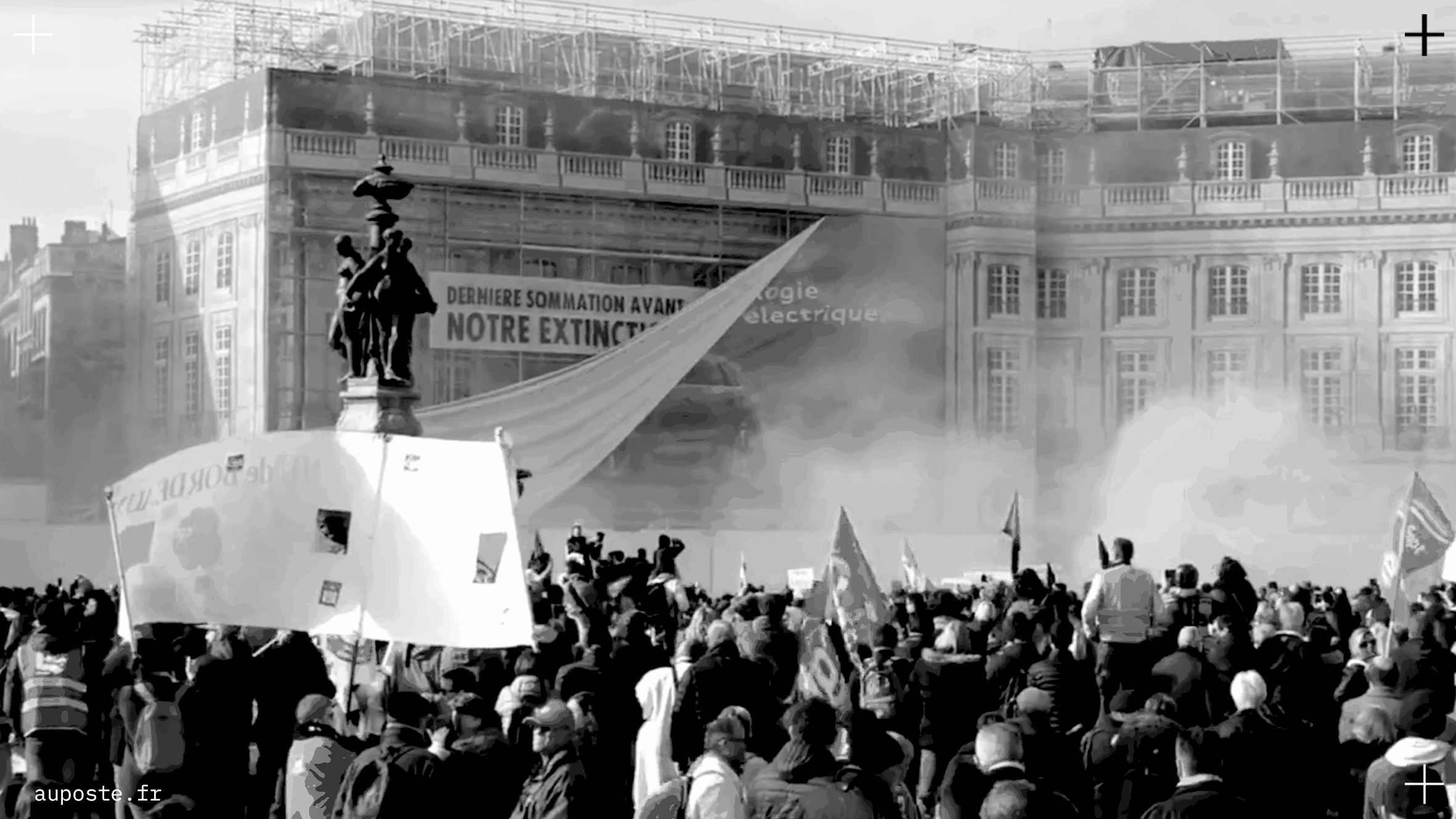 A Bordeaux, le procès d'une révolte contre les pubs géantes