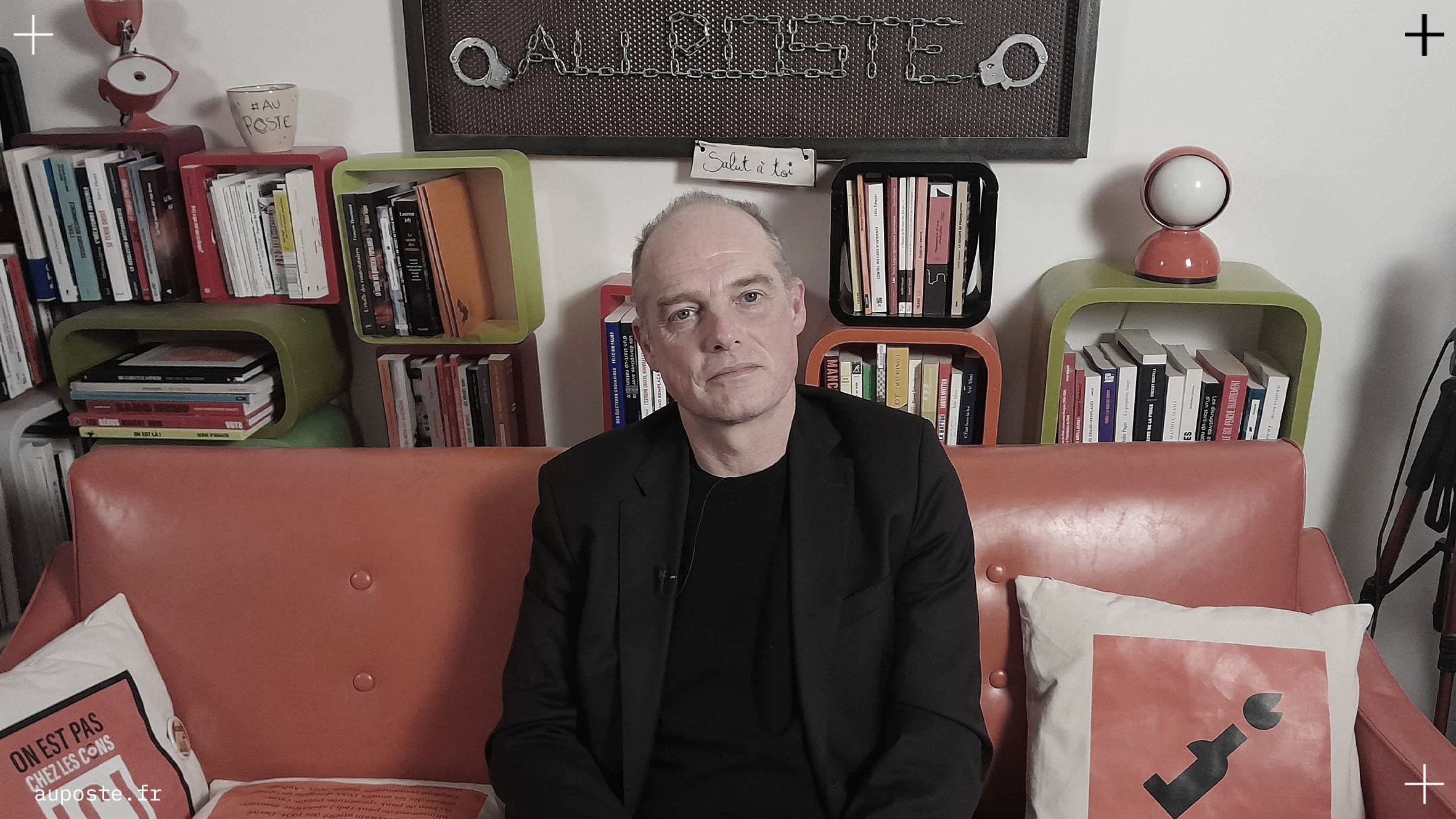 Macron, masques et mensonges : la face cachée de la crise sanitaire