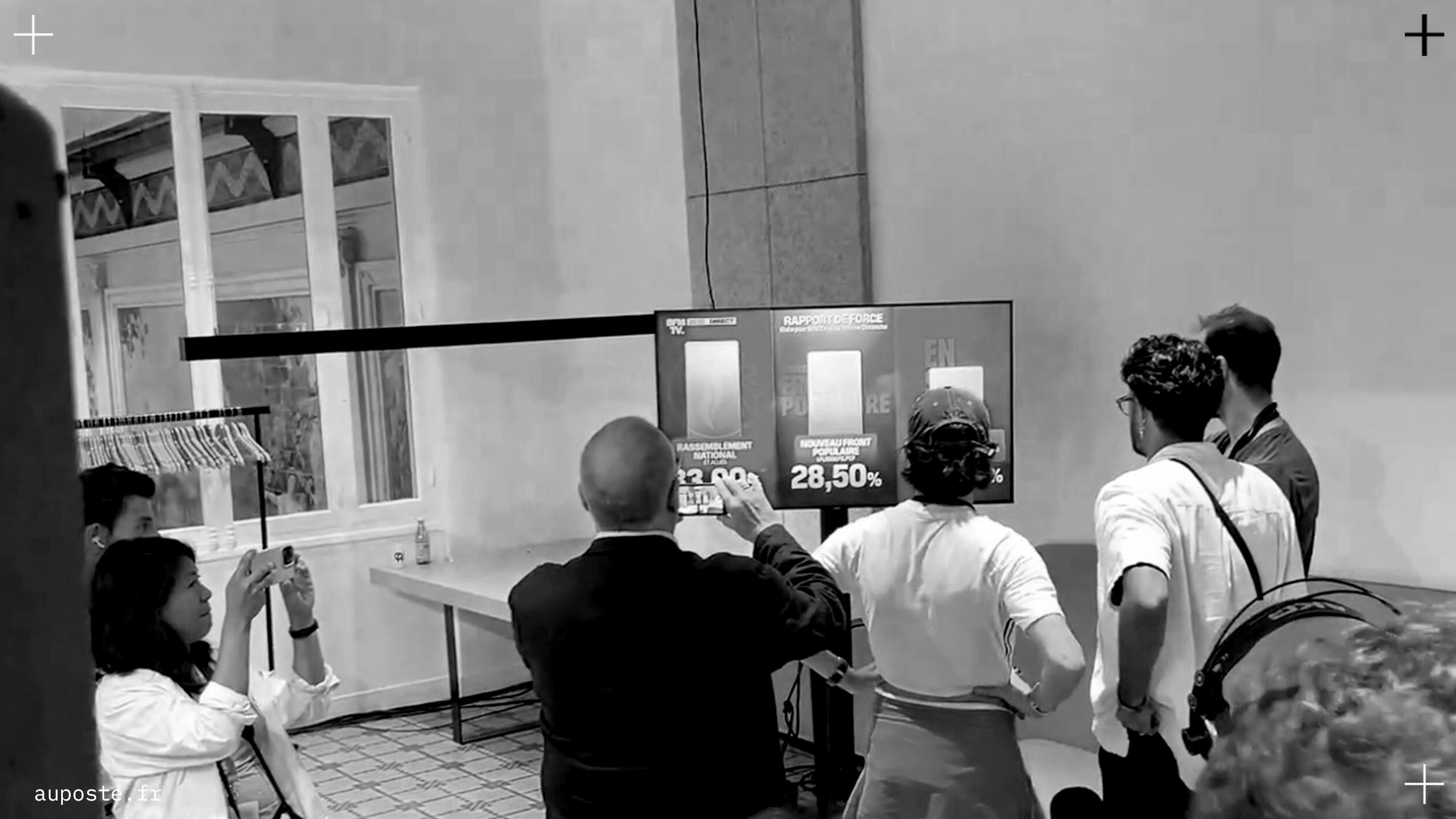 Législatives, 1er tour, premières frousses, Au Poste dans la rue