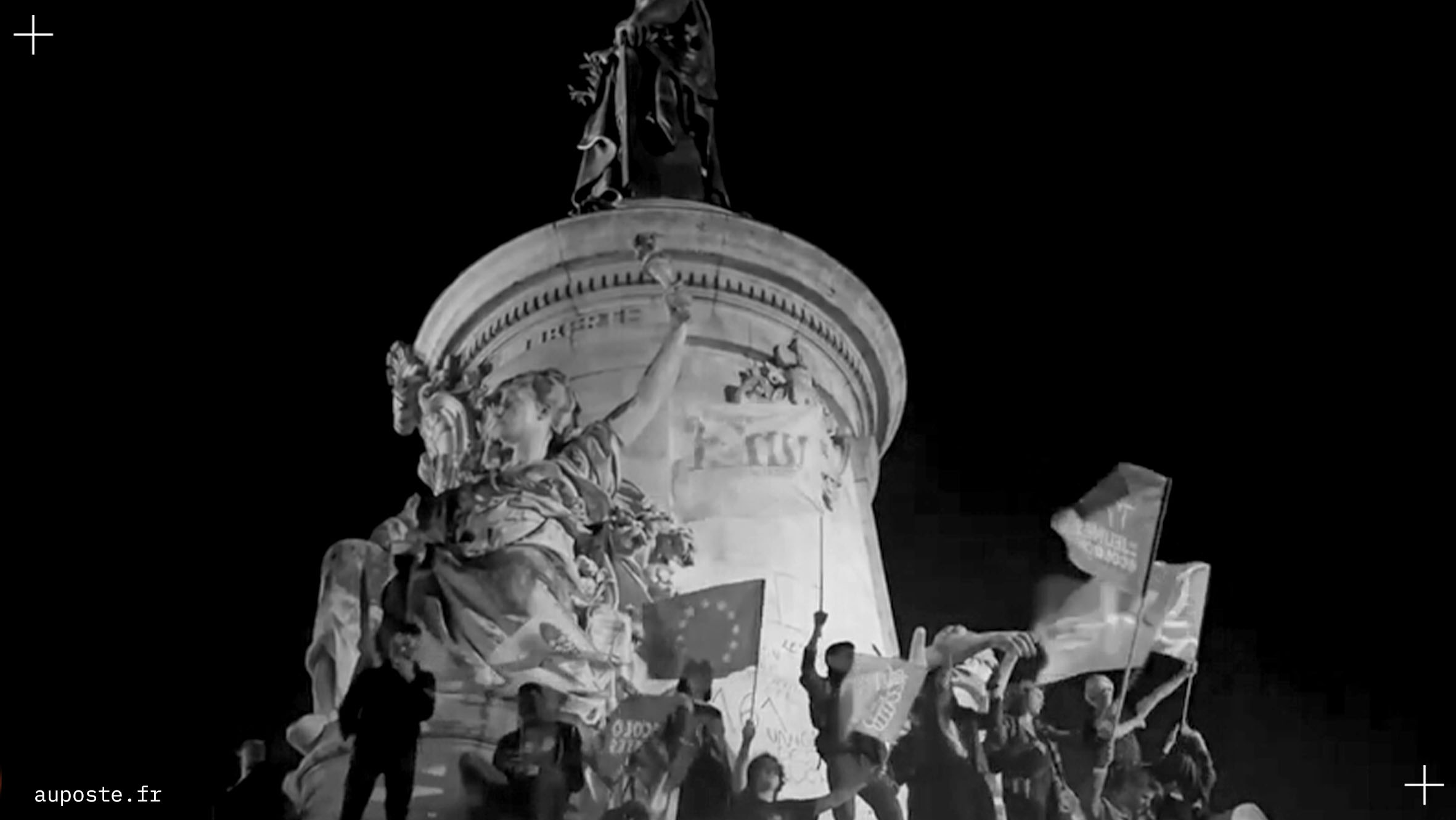 Manif sauvage : « la jeunesse emmerde le Front national » et Macron
