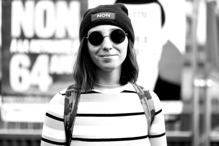 Retraites : Au Poste générateur de manifestants | Libération