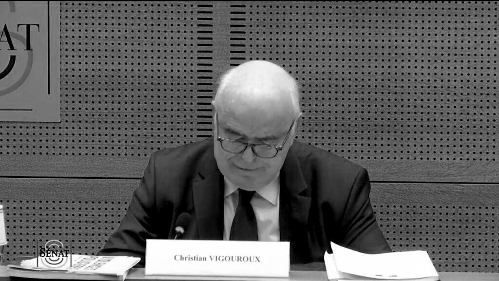 « Oui, il y a de la discrimination dans la police », assure le Conseiller d'Etat Christian Vigouroux | Public Sénat